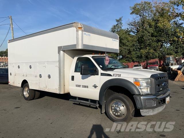 Ford F-550 Tartályos teherautók