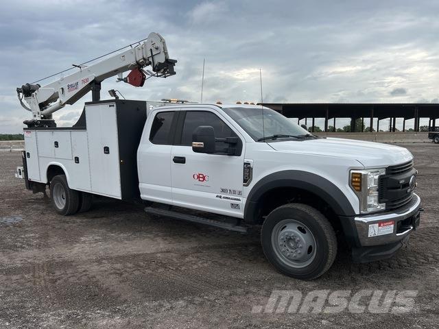Ford F-550 Közúti karbantartó haszongépek