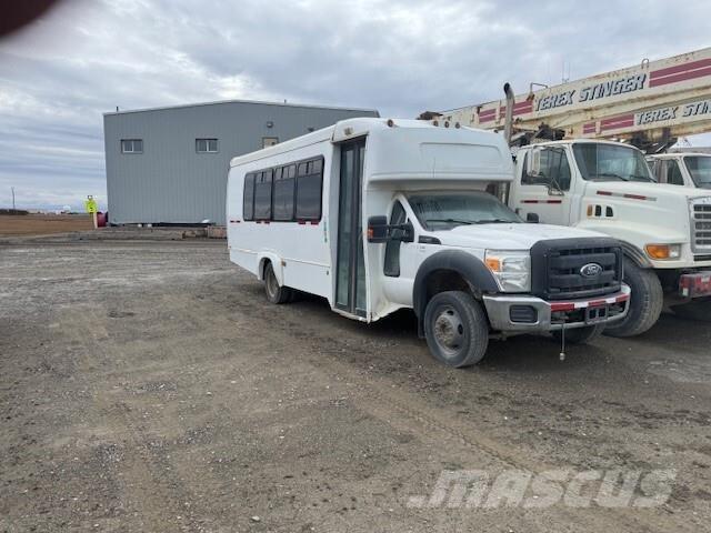Ford F-550 Mini buszok