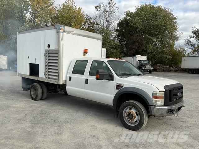 Ford F-550 Dobozos teherautók