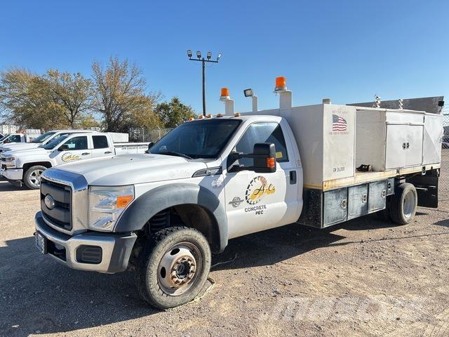 Ford F-550 Építőipar - Egyebek