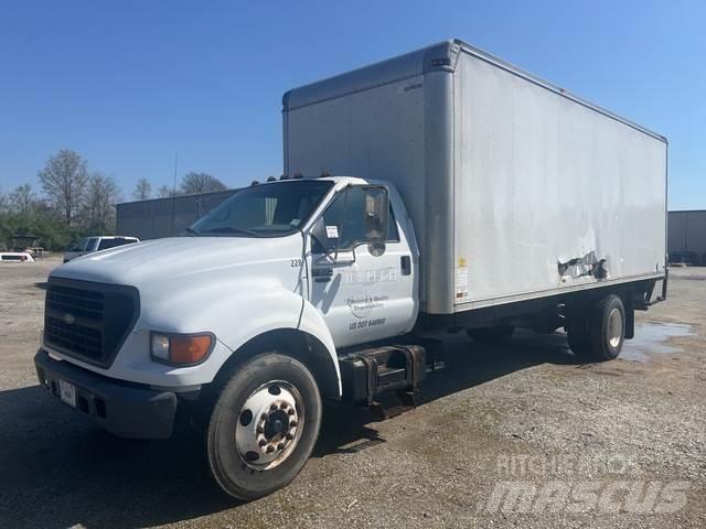 Ford F-650 Dobozos teherautók