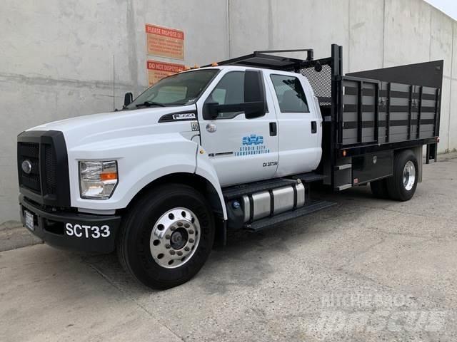 Ford F-650 Platós / Ponyvás teherautók