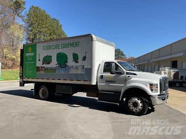 Ford F-650 Dobozos teherautók