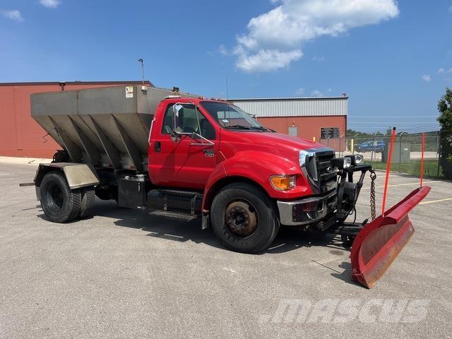 Ford F-650 Hóeltakarítók