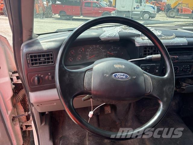 Ford F-650 Tartályos teherautók