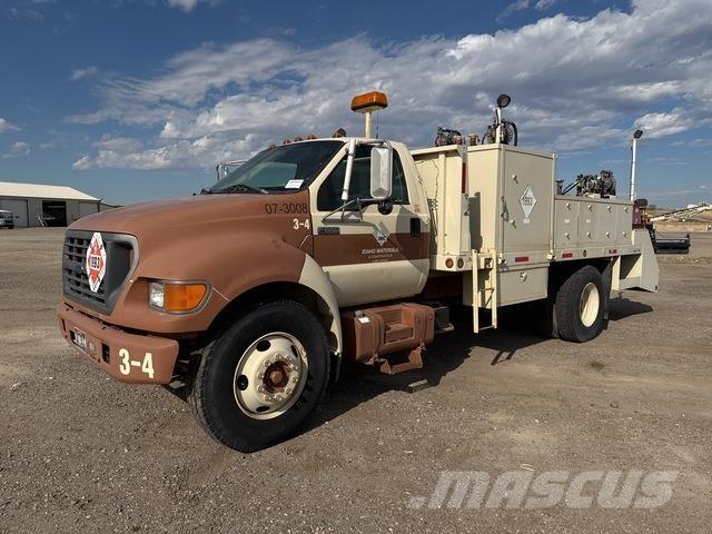 Ford F-650 Tartályos teherautók
