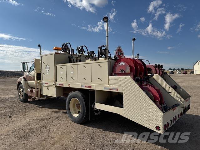 Ford F-650 Tartályos teherautók