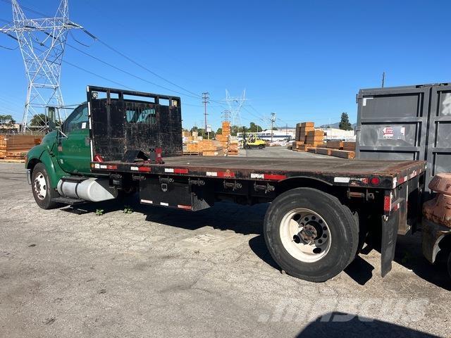 Ford F-650 Platós / Ponyvás teherautók