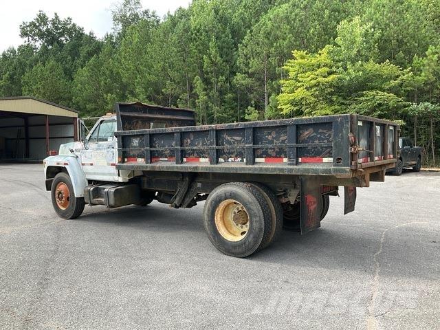 Ford F-700 Billenő teherautók