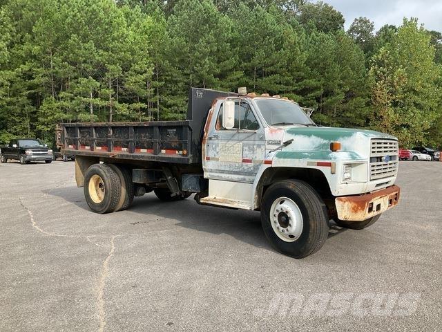 Ford F-700 Billenő teherautók