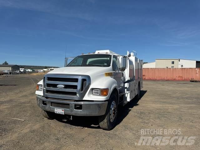 Ford F-750 Tartályos teherautók