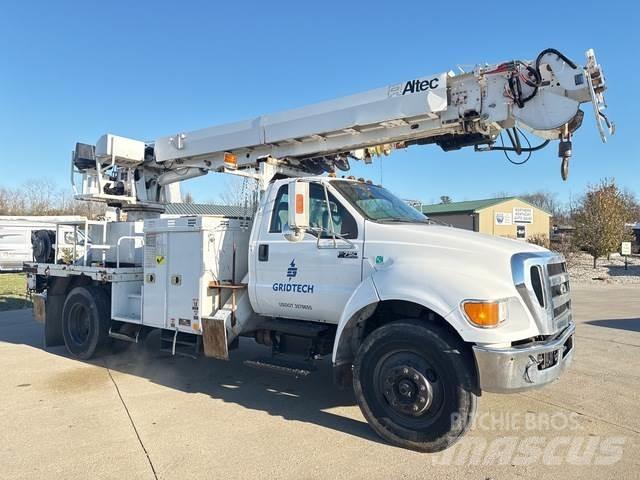 Ford F-750 Mobil fúró teherautók