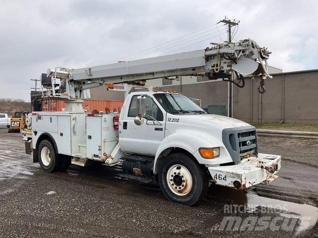 Ford F-750 Mobil fúró teherautók