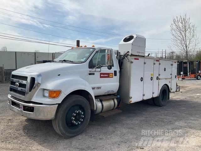 Ford F-750 Közúti karbantartó haszongépek