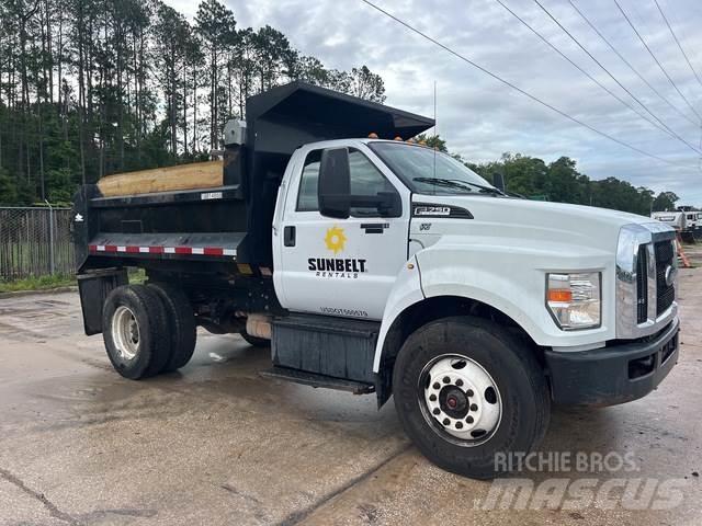 Ford F-750 Billenő teherautók