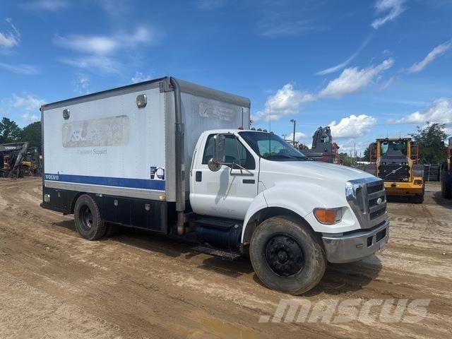 Ford F-750 Tartályos teherautók