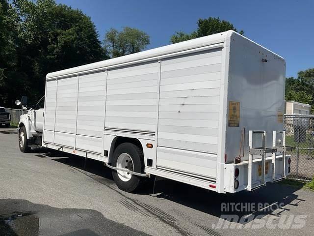 Ford F-750 Italszállító tehergépkocsik