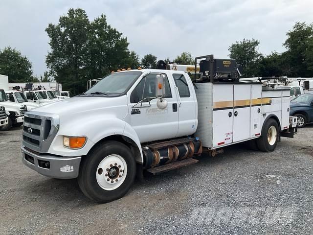 Ford F-750 Közúti karbantartó haszongépek