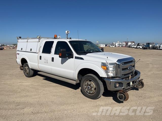 Ford F350 Kis teherszállító/Platós kocsi