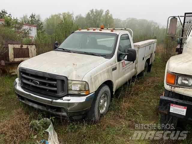 Ford F350 Kis teherszállító/Platós kocsi