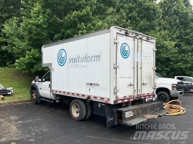Ford F550 Dobozos teherautók