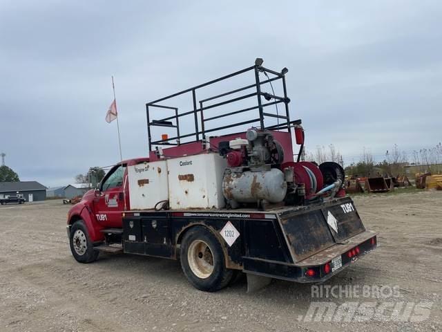 Ford F650 Tartályos teherautók