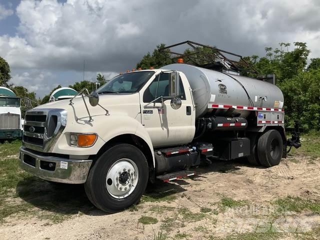 Ford F750 Betonkeverők/Betonpumpák