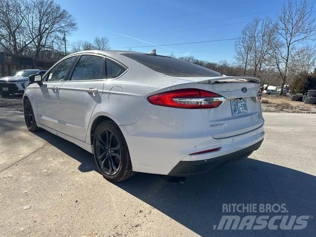 Ford Fusion Kistehergépjárművek
