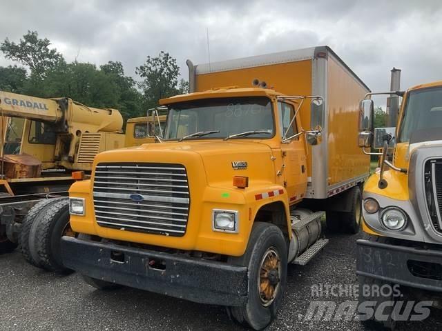 Ford L8000F Dobozos teherautók