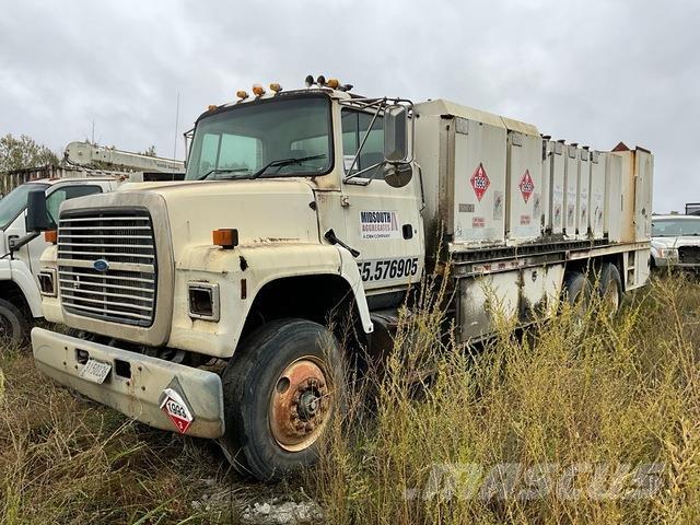 Ford LNT9000 Tartályos teherautók