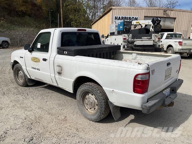 Ford Ranger Kis teherszállító/Platós kocsi