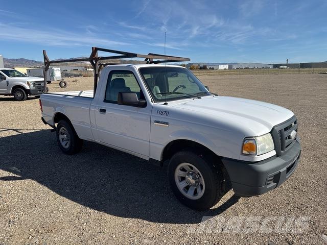 Ford Ranger Kis teherszállító/Platós kocsi