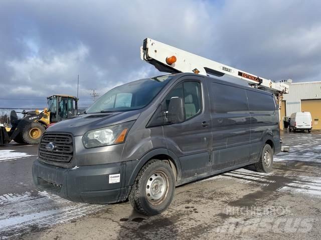 Ford T350 Teherautóra szerelt emelők és állványok