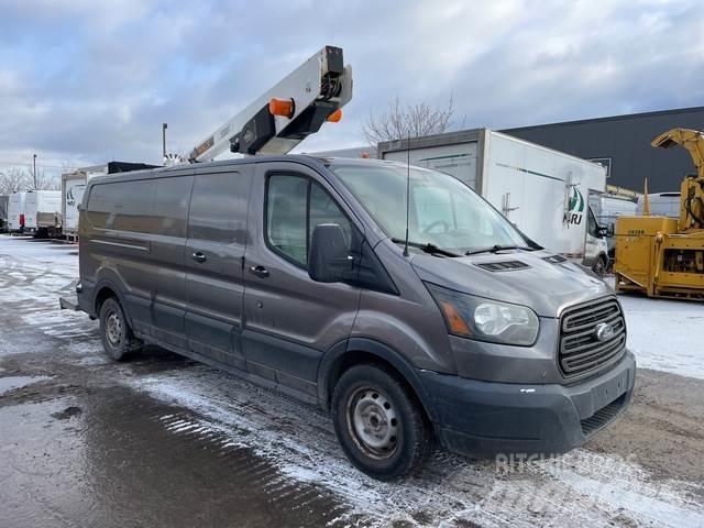 Ford T350 Teherautóra szerelt emelők és állványok