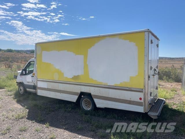 Ford Transit Transporterek