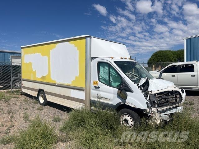 Ford Transit Transporterek