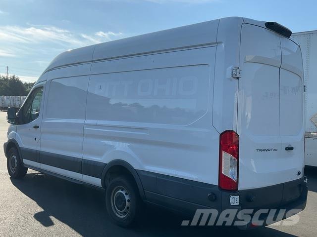 Ford Transit Dobozos teherautók