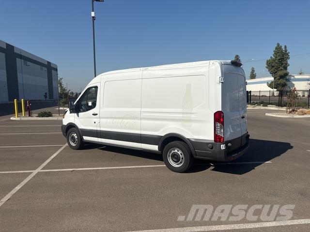 Ford Transit Transporterek