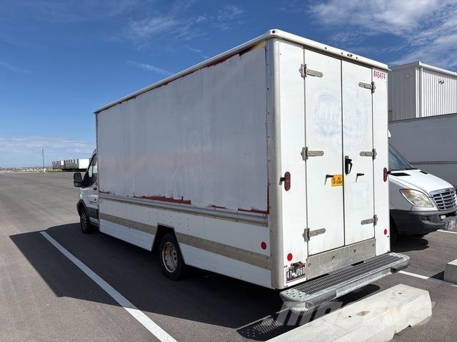 Ford Transit Transporterek