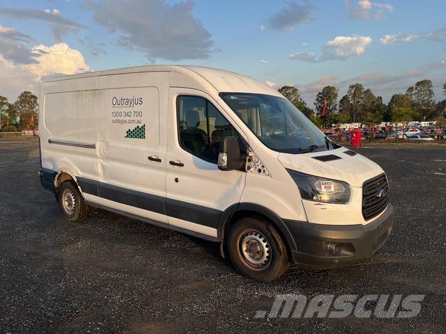 Ford Transit Transporterek