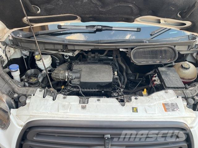 Ford Transit Transporterek