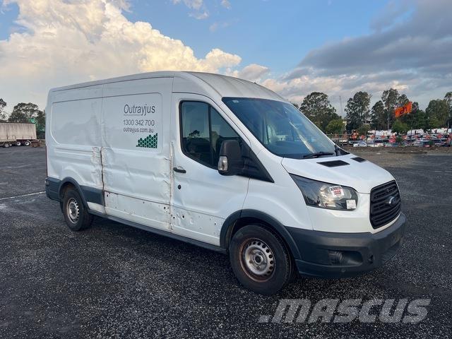 Ford Transit Transporterek