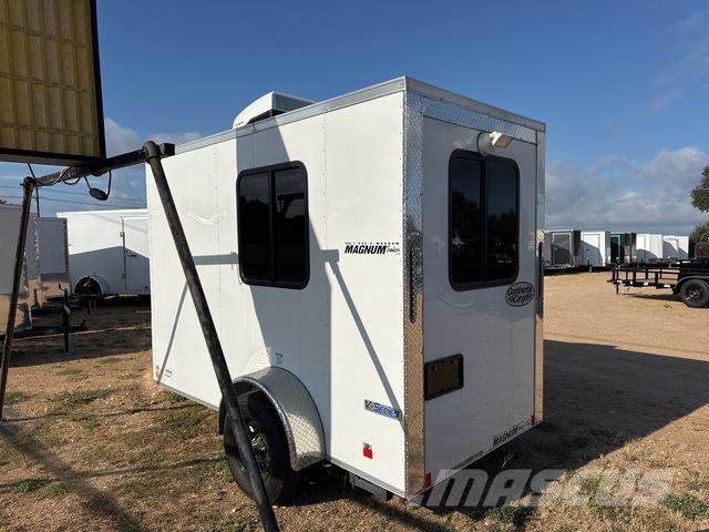 Forest River  Dobozos pótkocsik