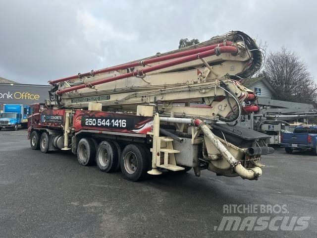 Freightliner  Betonpumpák