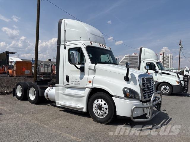 Freightliner  Nyergesvontatók