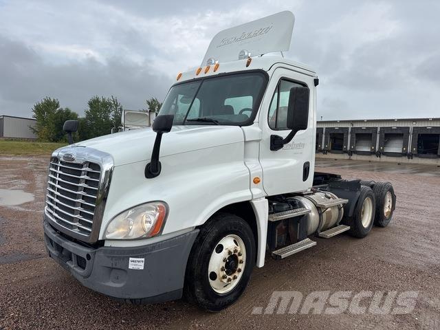 Freightliner  Nyergesvontatók