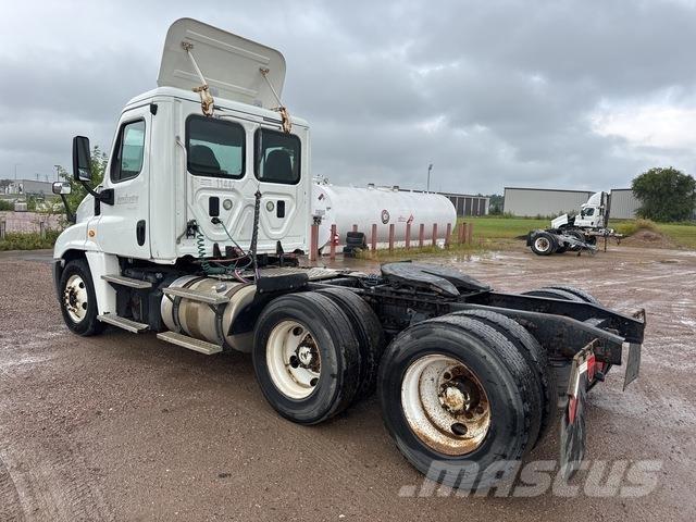Freightliner  Nyergesvontatók