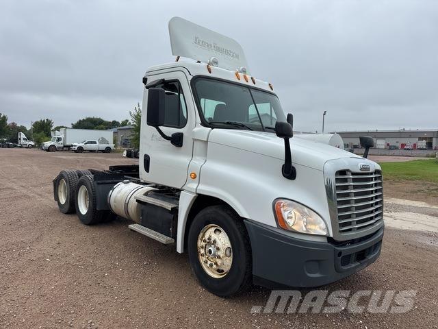 Freightliner  Nyergesvontatók