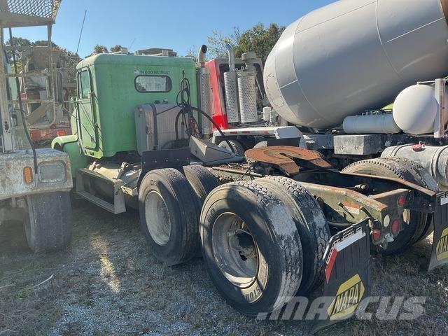 Freightliner  Nyergesvontatók